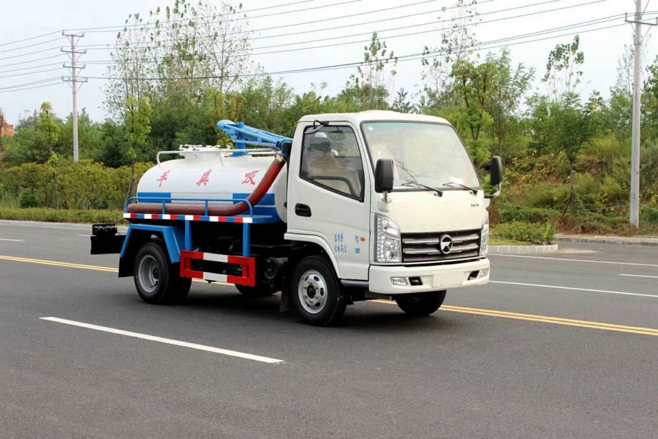 程力凱馬2方藍(lán)牌小型吸糞車(chē) (39)