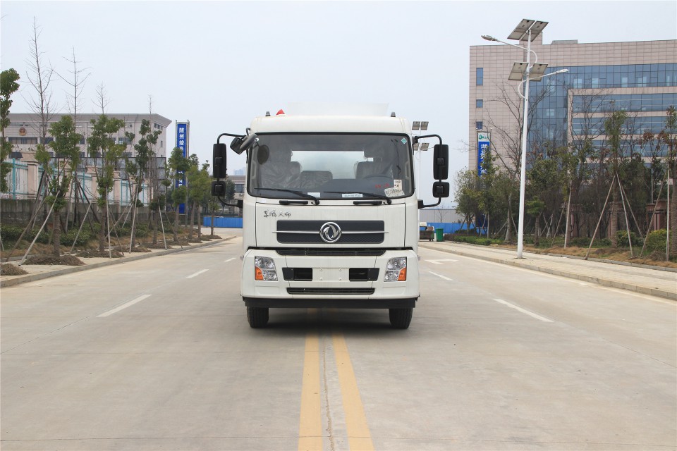 東風天錦10立方程力餐廚垃圾車 (6)