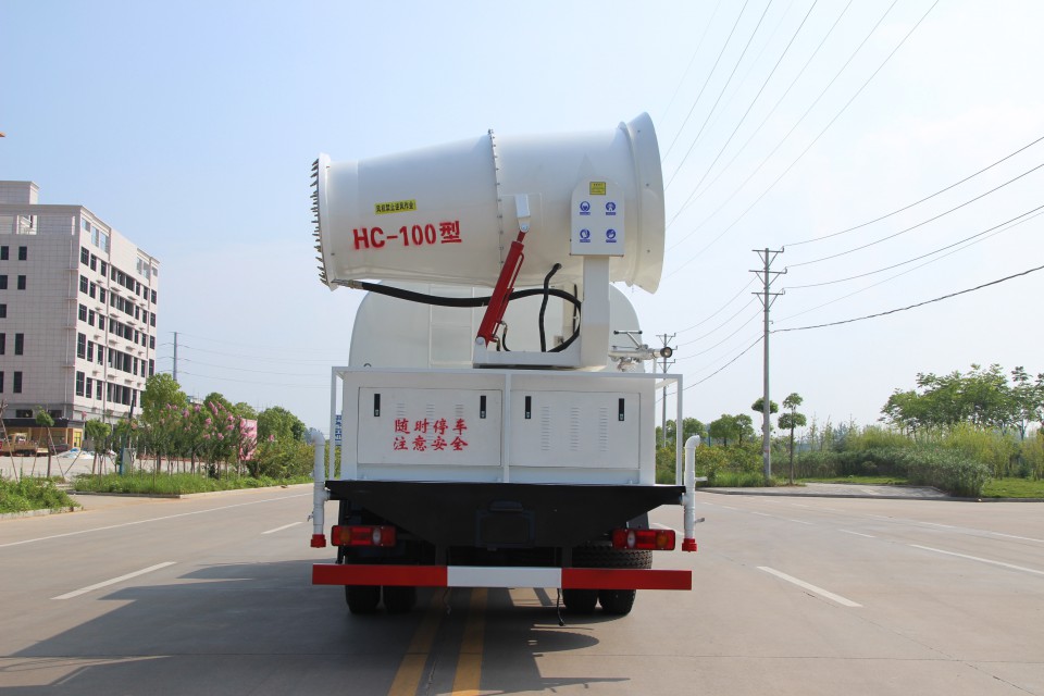 東風(fēng)天錦程力抑塵車霧炮車 (8)